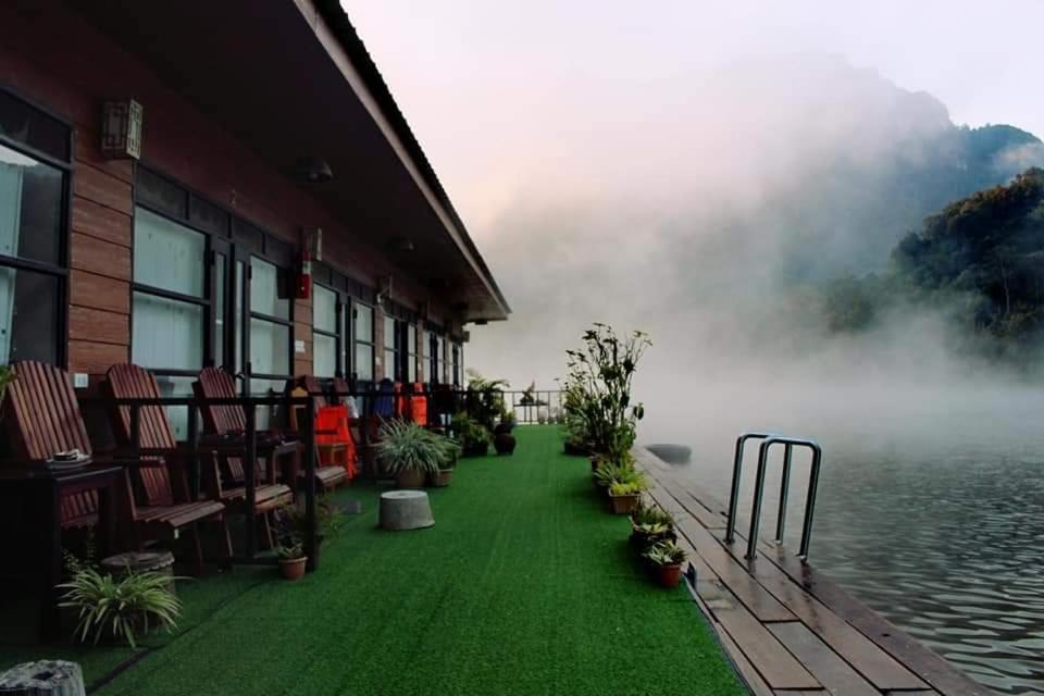 Ou River House Nongkhiaw Buitenkant foto