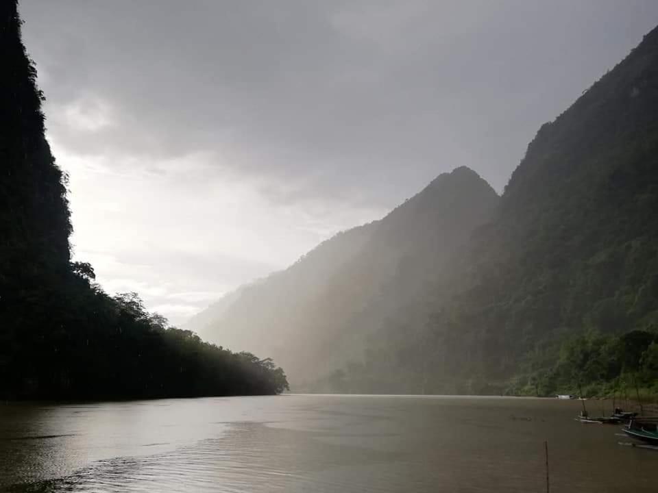 Ou River House Nongkhiaw Buitenkant foto